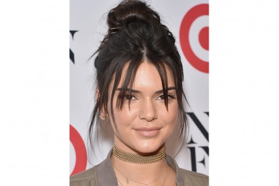 kendall jenner capelli raccolti