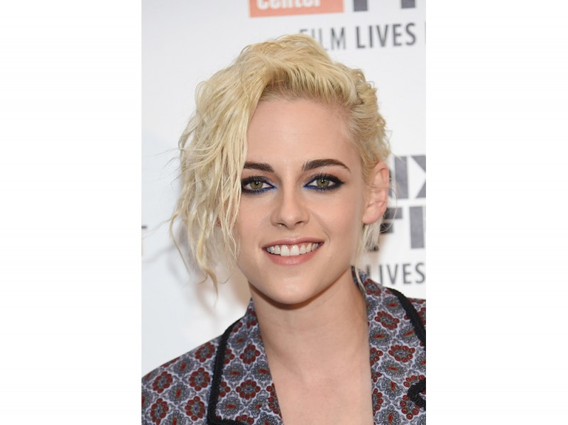 kristen stewart capelli decolorati