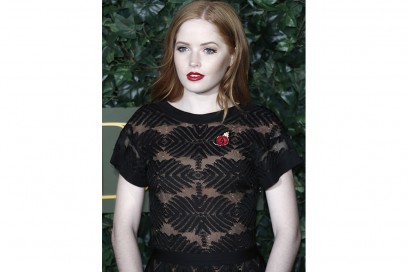 Ellie Bamber trucco