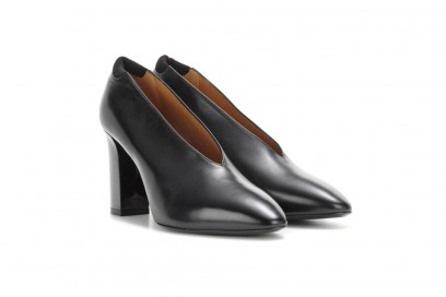 acne-studios-scarpe-accollate-nere