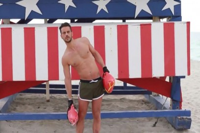 addominali-obliqui-rimanere-in-forma-durante-feste-Natale-allenamento-benessere-esercizi-fitness-sport