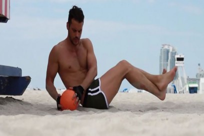 addominali-rimanere-in-forma-durante-feste-Natale-allenamento-benessere-esercizi-fitness-sport