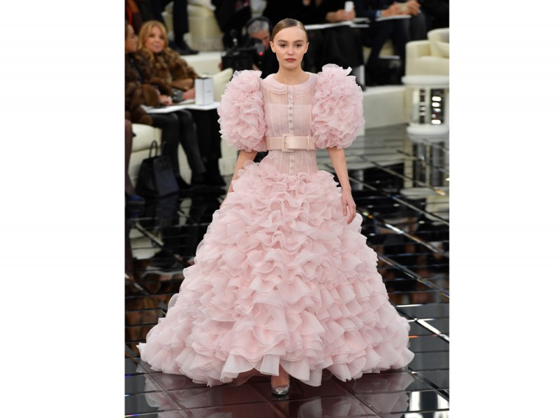 lily-rose-depp-chanel-couture