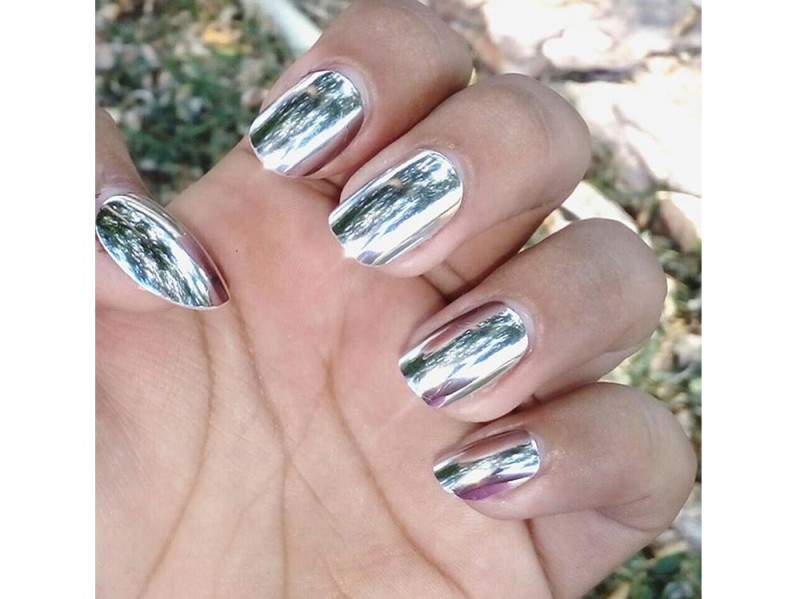 mirror-nails-julissa_azumaril