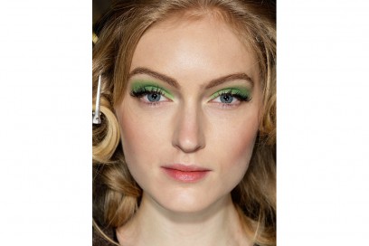 trucco greenery pantone make up (1)