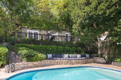 1286 Sunset Plaza Drive-02