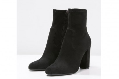 2.2-steve-madden-stivaletti