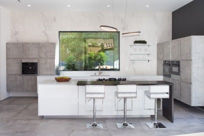 415 N MARTEL AVENUE-02