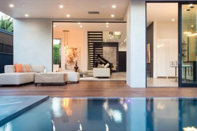 415 N MARTEL AVENUE-04