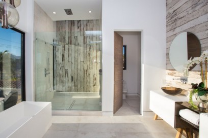 415 N MARTEL AVENUE-09