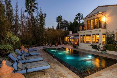 7621 Mulholland Dr-08