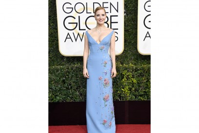 Jessica-Chastain_Prada_74th-Annual-Golden-Globe-Awards_Beverly-Hills_8.1.17