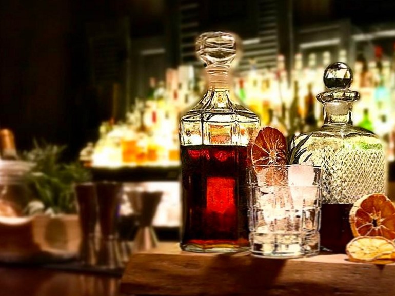 Officina Cocktail Bar