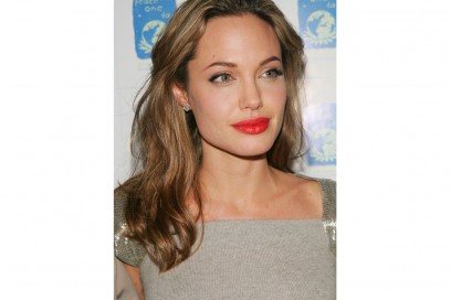 angelina-jolie-capelli-evoluzione-look-negli-anni-16