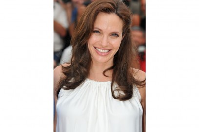 angelina-jolie-capelli-evoluzione-look-negli-anni-19