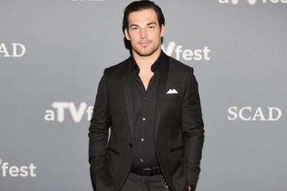 attori-italiani-estero-Giacomo-Gianniotti