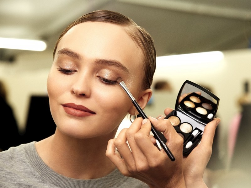 chanel-haute-couture-ss-2017-backstage-beauty-lily-rose-depp-1