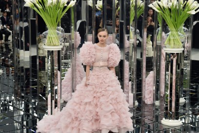 dior-haute-couture-lily-rose-depp