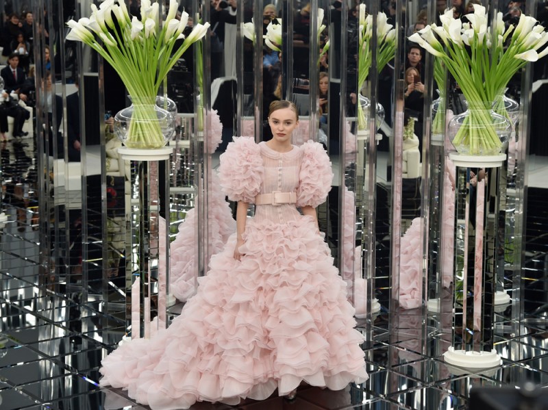 dior-haute-couture-lily-rose-depp