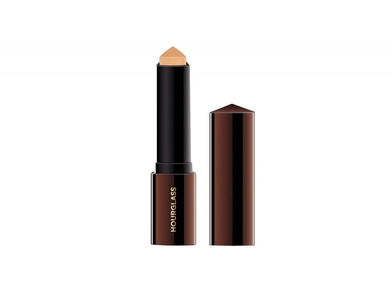 lily-collins-make-up-hourglass-vanish-seamless-finish-foundation-stick