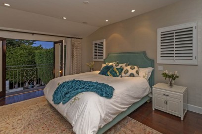 spanish-villa-little-holmby-05