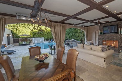 spanish-villa-little-holmby-07