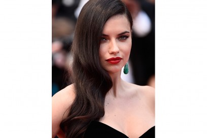top-model-2016-beauty-look-adriana-Lima