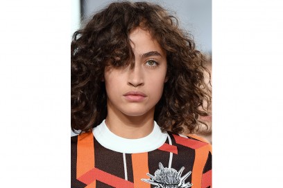 Carven_Aigner_capelli ricci primavera estate 2017