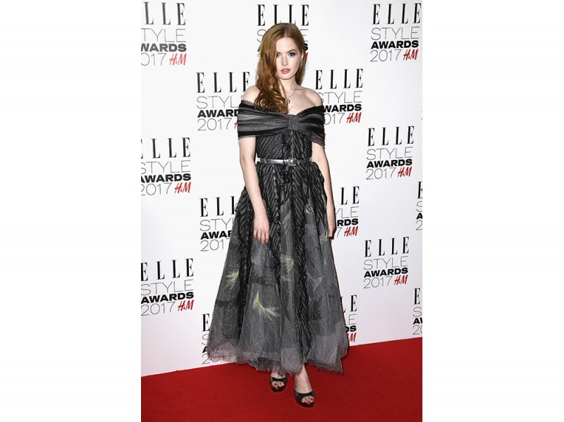 Ellie-Bamber-in-chanel-getty