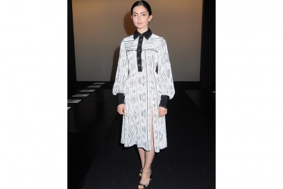 Emily-Robinson-prabal-gurung-splash