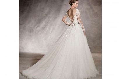 PRONOVIAS-ARLENE-2