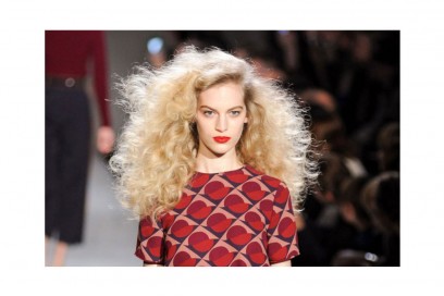 acconciature-capelli-ricci-10