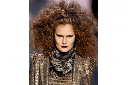 acconciature-capelli-ricci-14