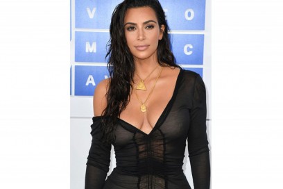 acconciature-capelli-ricci-15