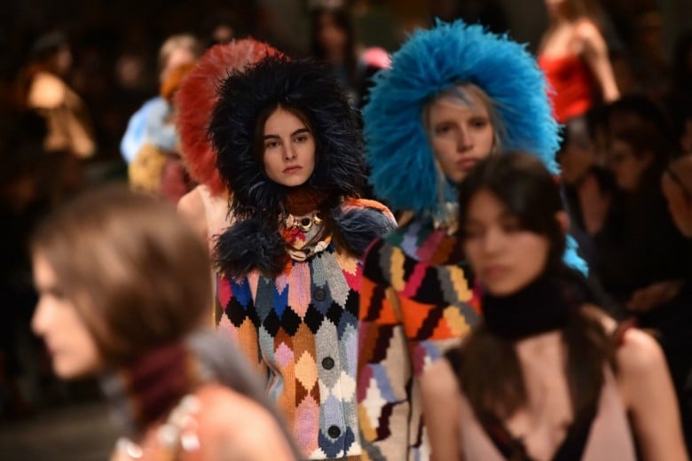 Prada: la sfilata per l’Autunno-Inverno 2017/18