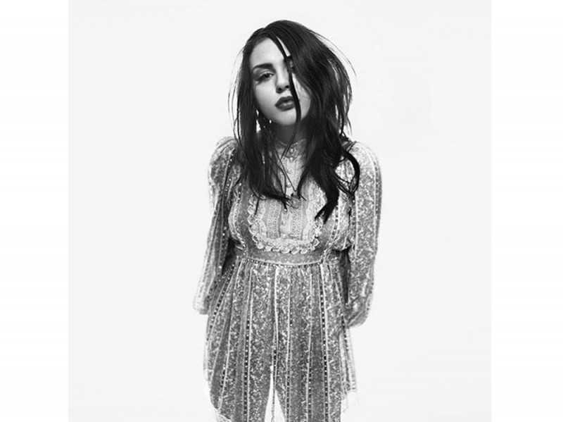 frances-bean-cobain-trucco-capelli-16