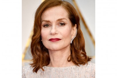 isabel-huppert-earcuff