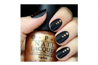 nail art black