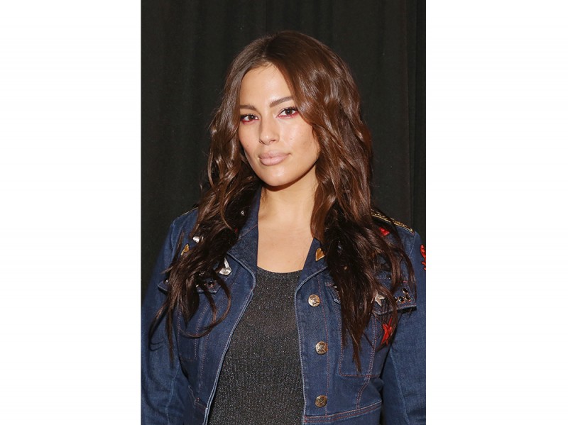 Ashley Graham beauty look trucco capelli (13)