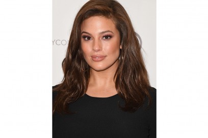 Ashley Graham beauty look trucco capelli (15)