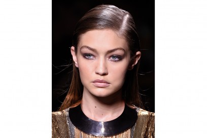 capelli golden brown gigi hadid