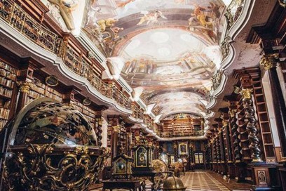 Clementine library prague