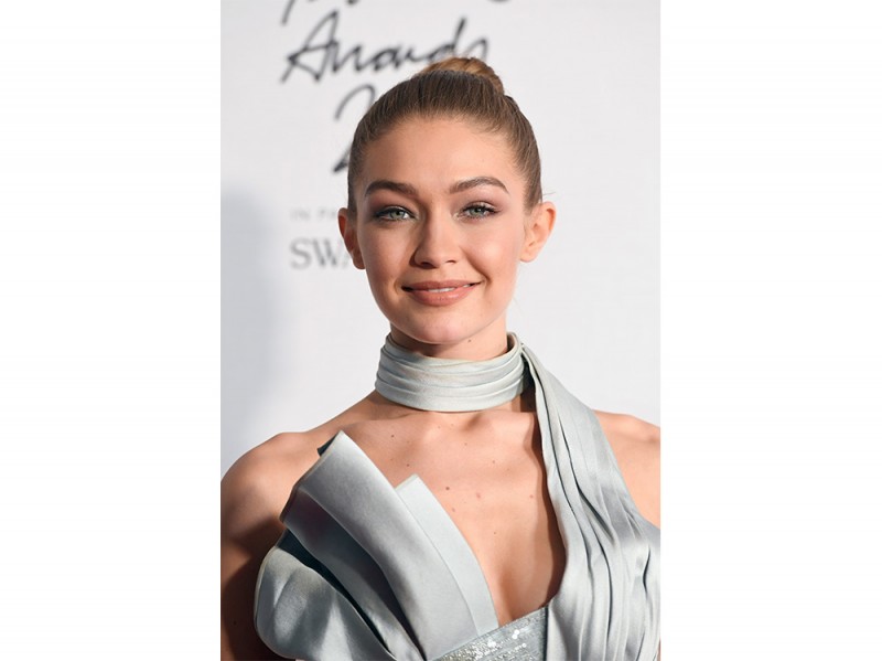 gigi-hadid-capelli-tutti-i-look-07