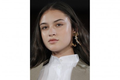 Glow_Make-up_Primavera_2017_Alexis-Mabille_clp_W_S17_PA_026_2530870