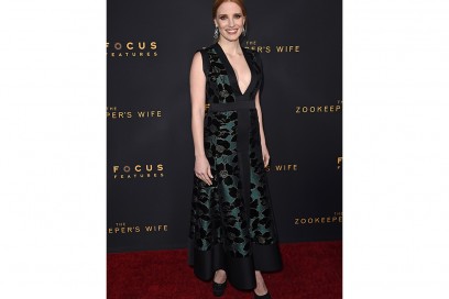 Jessica-Chastain-in-Alexander-McQueen-splash