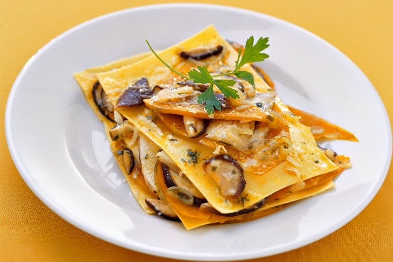 Lasagne con zucca e funghi