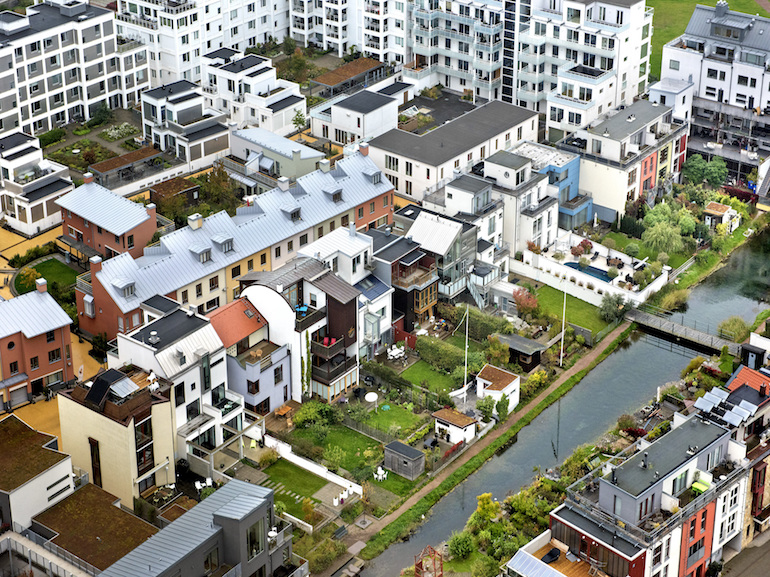 Malmo credits Aline Lessner-Image Bank Sweden