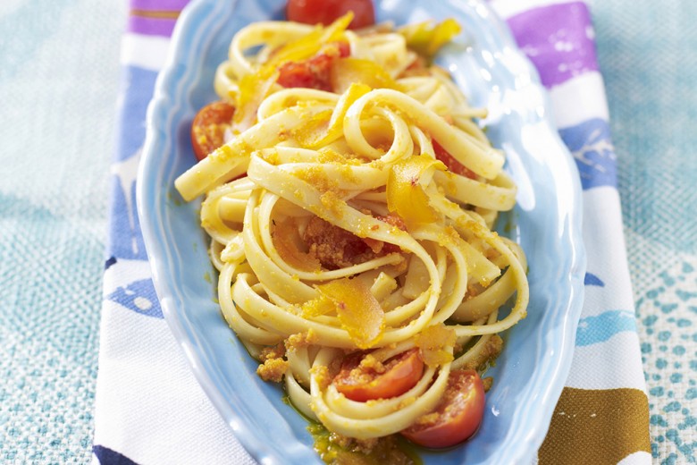 Pasta con sugo veloce alla bottarga