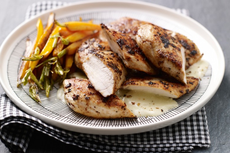 Petto di pollo in salsa con carote
