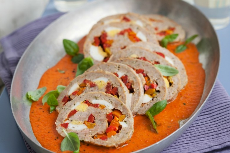 Polpettone di carne macinata e peperoni
